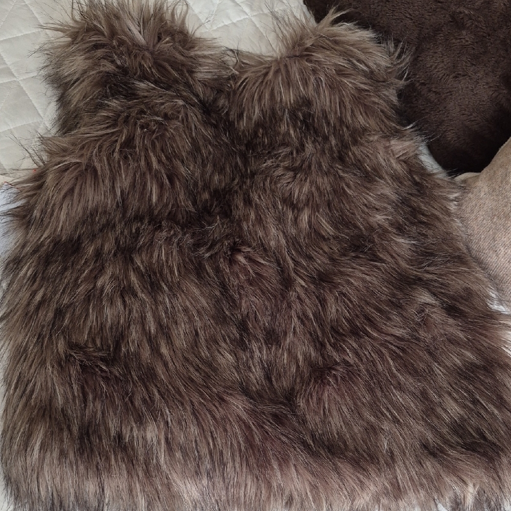 Open Edit Women's Faux Fur Vest - Brown - Picture 7 of 9